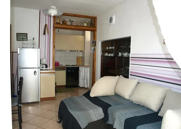 Appartement Maja 4 *